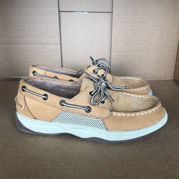 sperry intrepid boat shoe